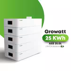 Growatt AXE – Die flexible und leistungsstarke Energiespeicherlösung von 5 kWh bis 50 kWh Die Growatt AXE Serie bietet Ihnen eine wegweisende Lösung für die Speicherung von Solarenergie oder anderen erneuerbaren Energiequellen. Egal ob Sie einen kleineren Haushalt betreiben oder hohe Energiemengen im gewerblichen Bereich speichern möchten: Mit Growatt AXE skalieren Sie die Kapazität einfach von 5 kWh bis zu 50 kWh. Dank ihres modularen Aufbaus wächst die Growatt AXE Speicherlösung mit Ihren Anforderungen und lässt sich jederzeit unkompliziert erweitern. Bei der Entwicklung der Growatt AXE Serie wurde großer Wert auf einfache Installation und hohe Sicherheit gelegt. Die vollständig stapelbaren Module benötigen keine aufwendigen Kabelverbindungen: Sie werden übereinandergesteckt und automatisch erkannt. Darüber hinaus profitieren Sie von einer kobaltfreien LiFePO4 -Zellchemie